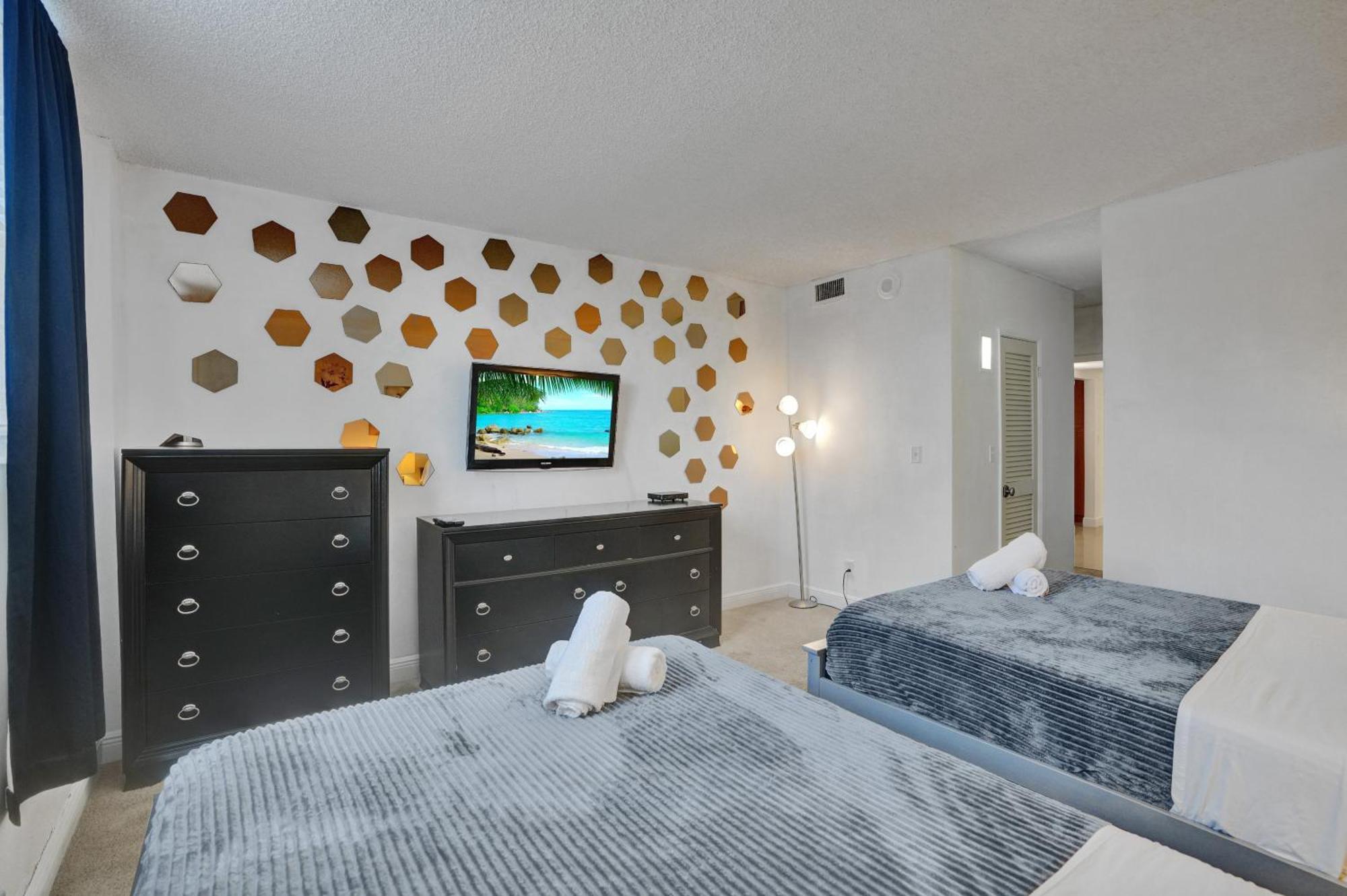 Ocean Reserve Luxury Condos Across From Sunny Isles Beach Miami Beach Exteriér fotografie