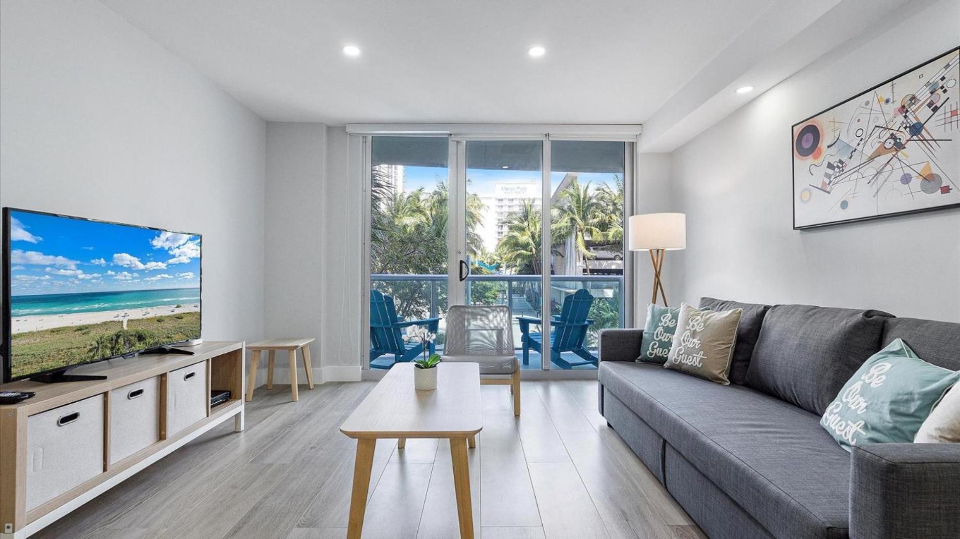 Ocean Reserve Luxury Condos Across From Sunny Isles Beach Miami Beach Exteriér fotografie